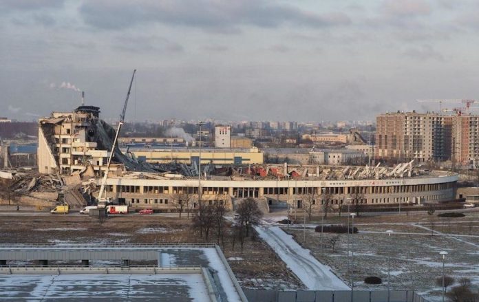 Новости недвижимости о гибели рабочего при сносе СКК «Петербургский» Новости недвижимости о гибели рабочего при сносе СКК «Петербургский»