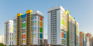 С опозданием на два года в Мурино достроили скандальный жилой комплекс Новости недвижимости о завершении строительства ЖК в Мурино
