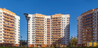 За 5 месяцев ввод жилья в России вырос почти на четверть С января по май 2021 года в эксплуатацию ввели 27,4 млн кв. м жилья. Как сообщил вице-премьер РФ Марат Хуснуллин, это на 23,6% больше, чем за аналогичный период прошлого года.
