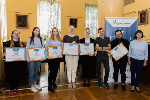 Подведены итоги всероссийского конкурса BIMSkills-2021 В Санкт-Петербурге состоялась церемония награждения победителей масштабного конкурса архитектурно-проектных работ с применением технологий информационного моделирования BIMSkills-2021